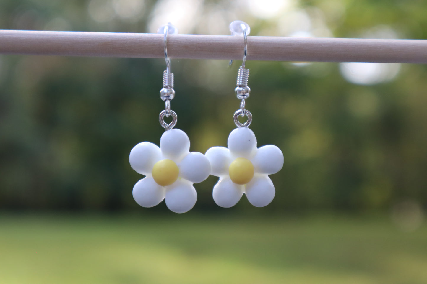 Bubble Flowers (White)